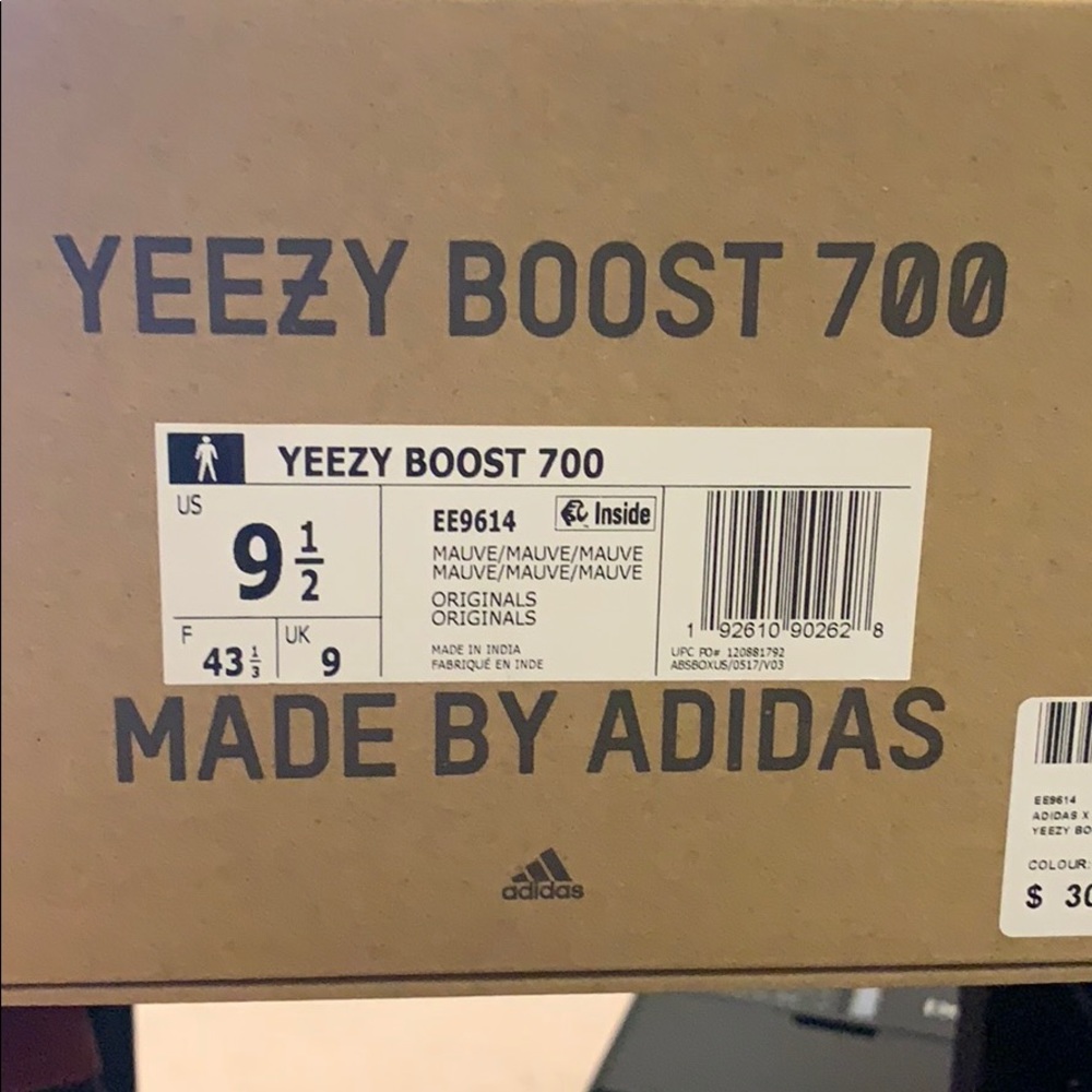 Yeezy Boost 700 “Mauve”